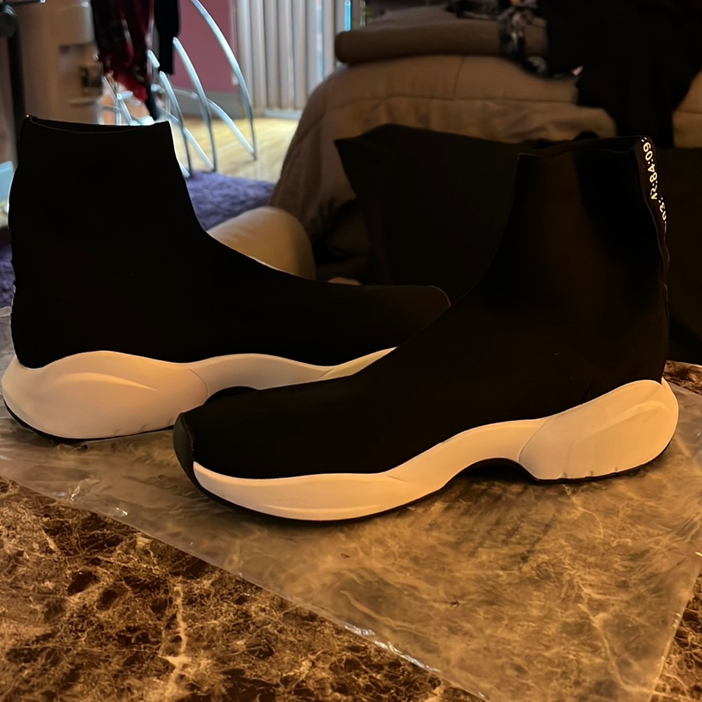 Black Walking Shoes